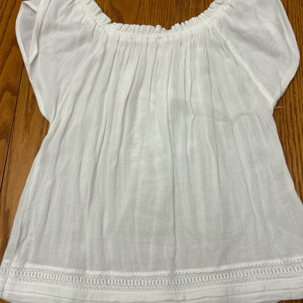 Hollister White Smocked Flutter Sleeve Blouse